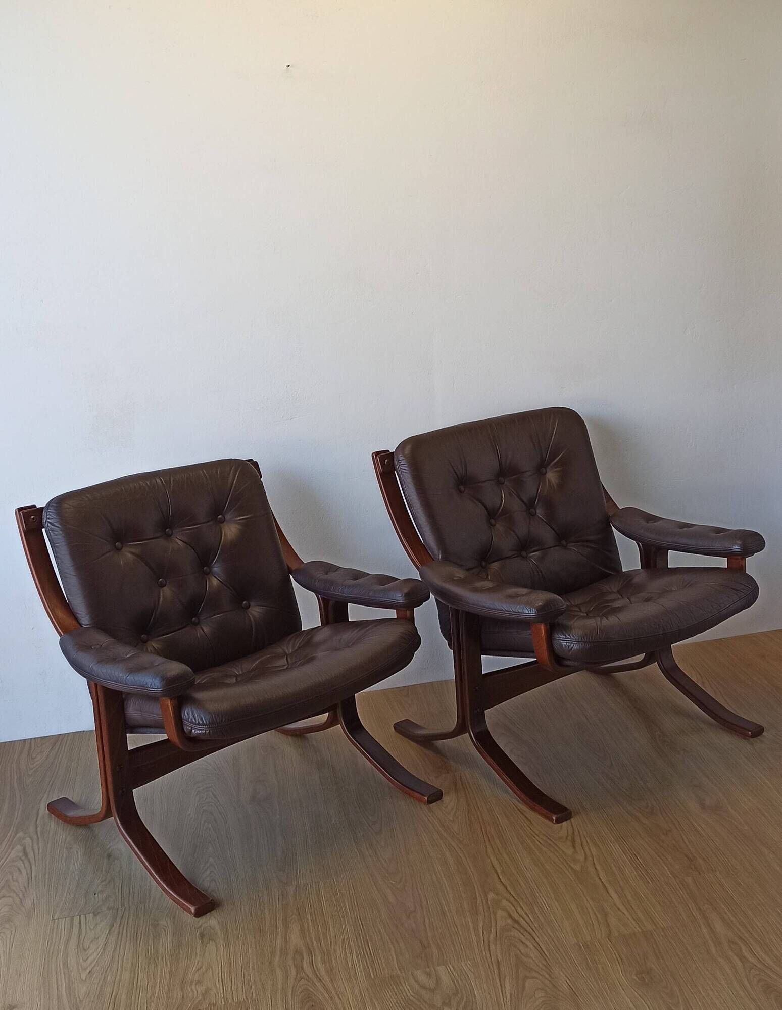 Norwegian Easy Chairs in Leather by Jon Hjortdal, Velledalen. Set of 2.