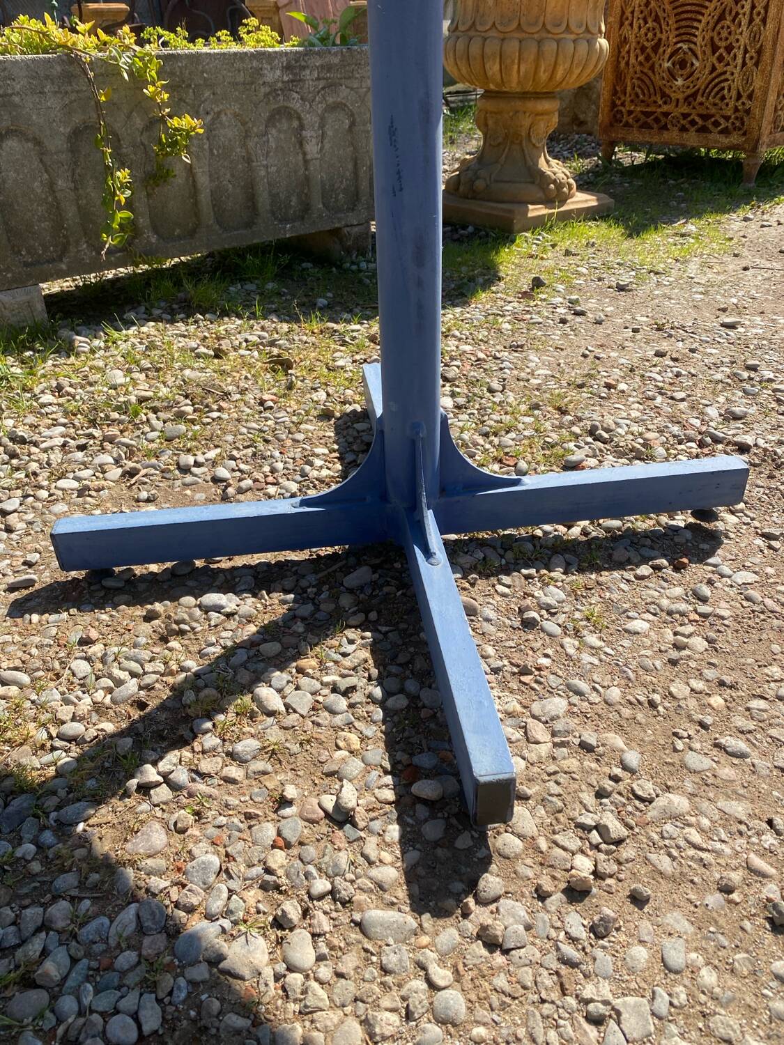 Bistro table