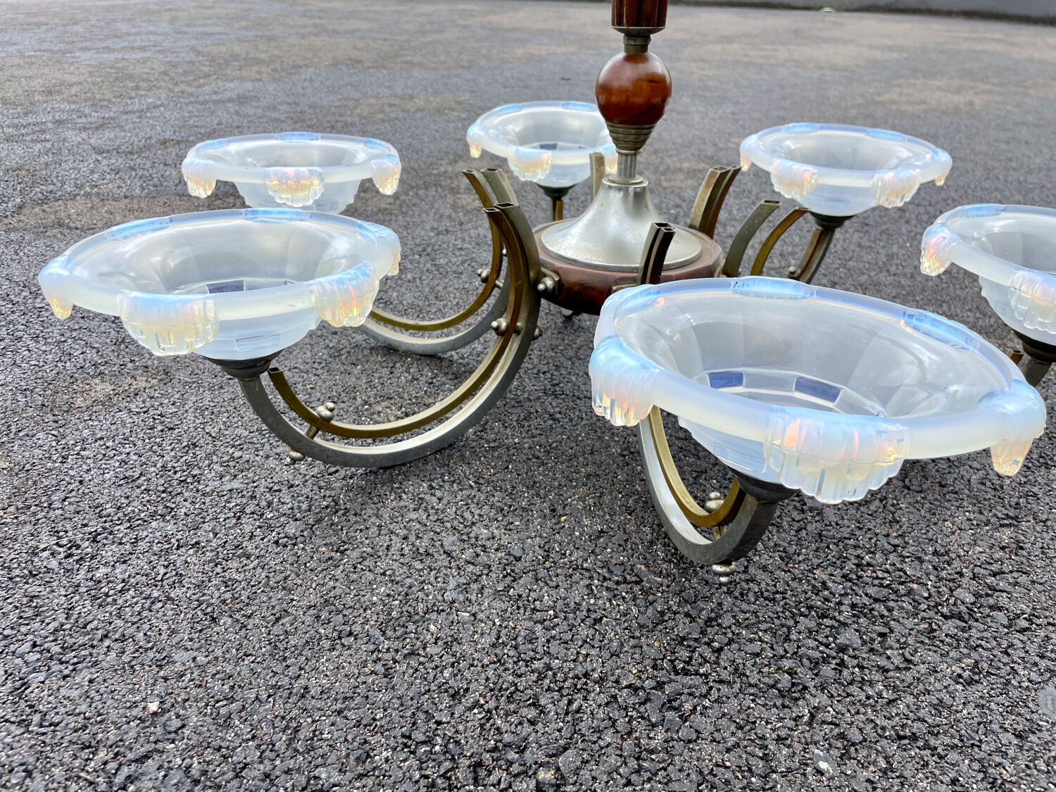 Chandelier 6 arms art deco by Ezan Petitot in opalescent glass