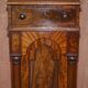 Paire de Grands Cabinets Latéraux William IV 1830 en Bois Massif Flammé avec Tiroirs