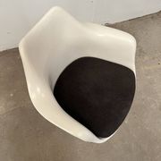 4 Tulip chairs by Eero Saarinen for Knoll