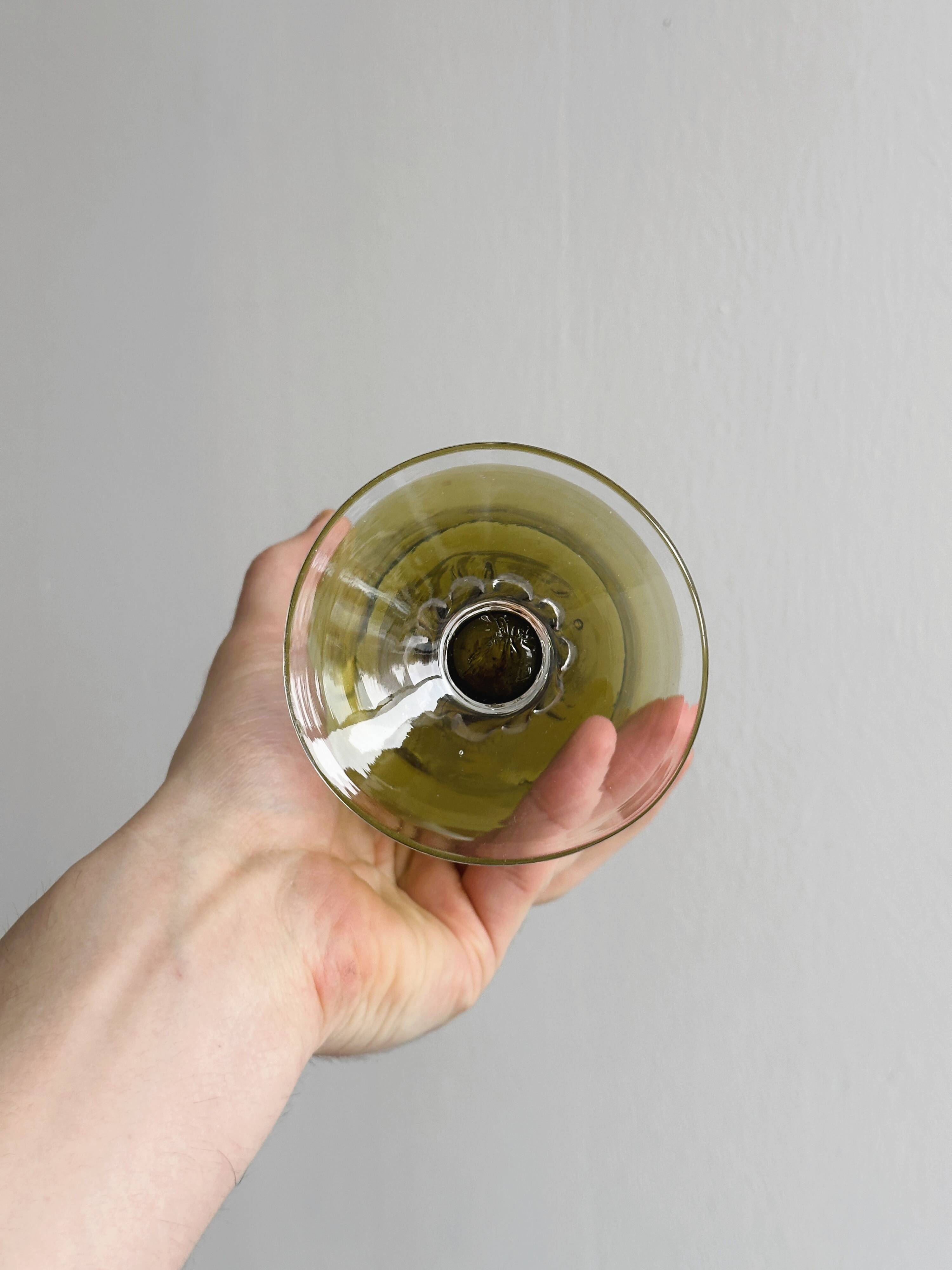 Vintage yellow glass soliflore vase