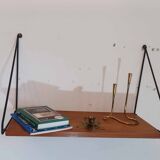 String style shelves