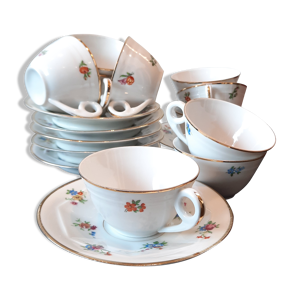 Lot de tasses et - motif