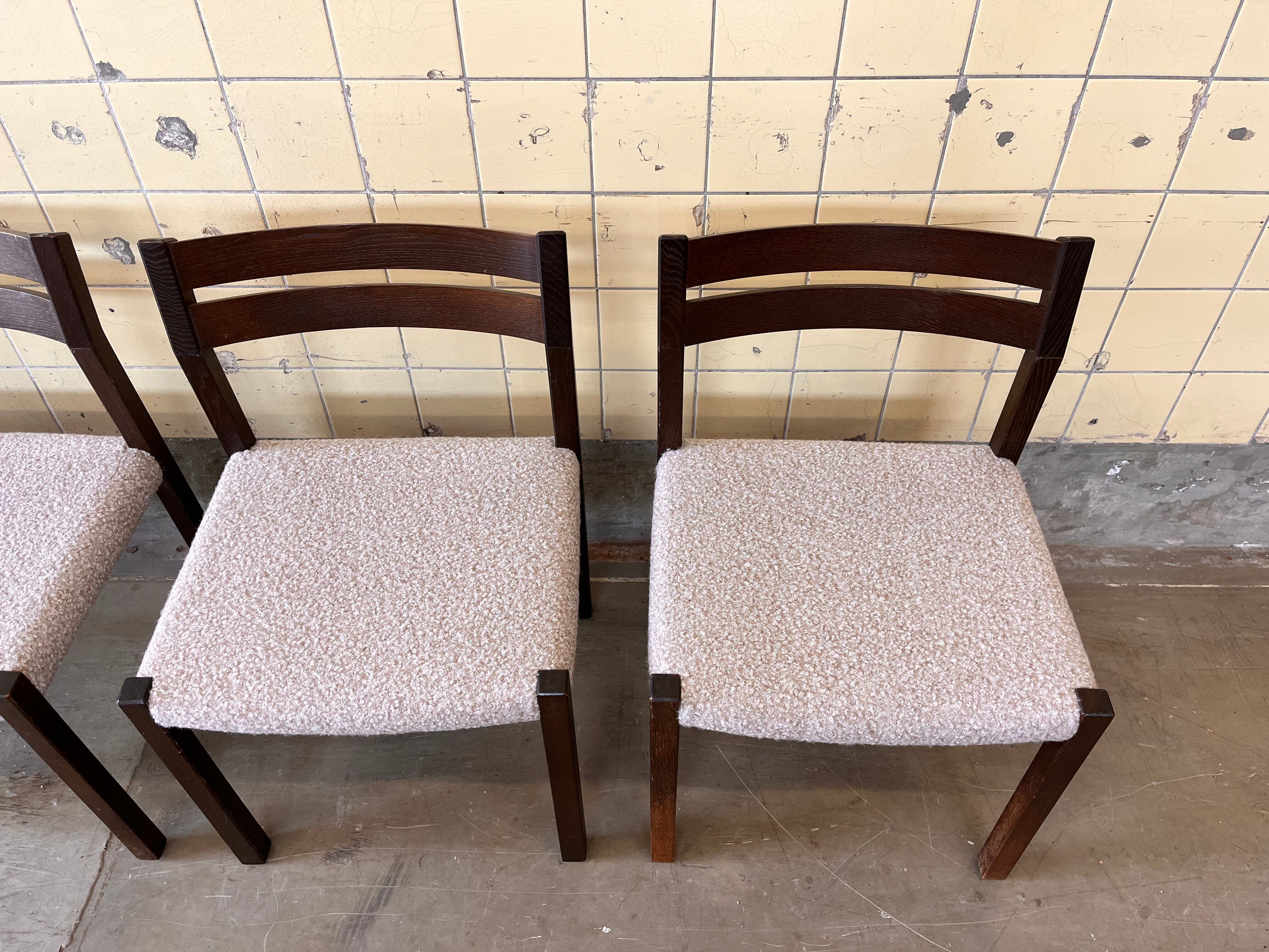 Ensemble de six chaises de salle à manger modèle 401 par Jørgen Henrik Møller pour JL Møllers.