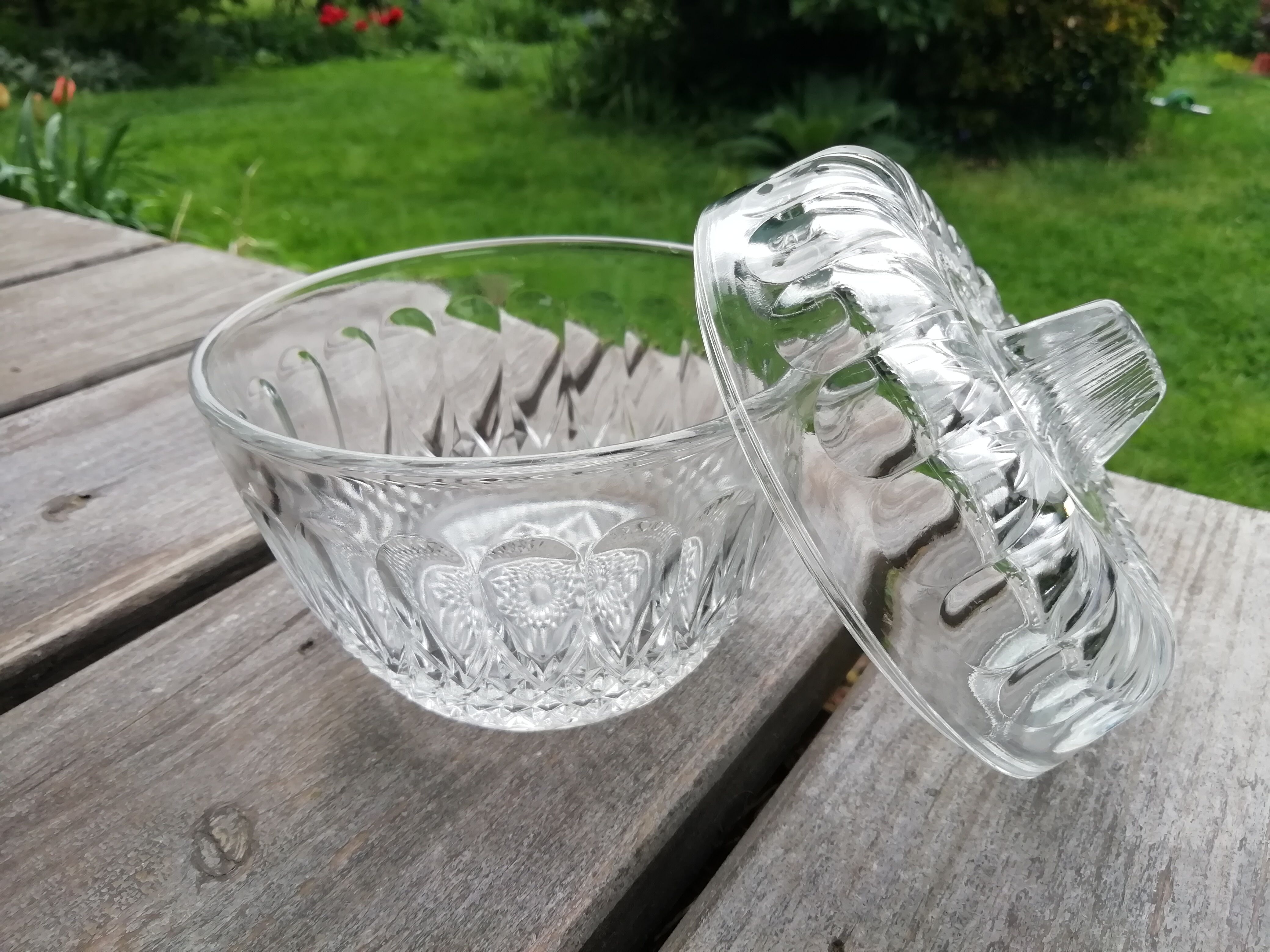 Reims glass chiseled candy