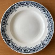 6 antique flat plates in Saint-Amand earthenware (Nord)