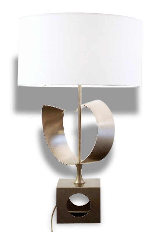Lampe de table en aluminium brossé