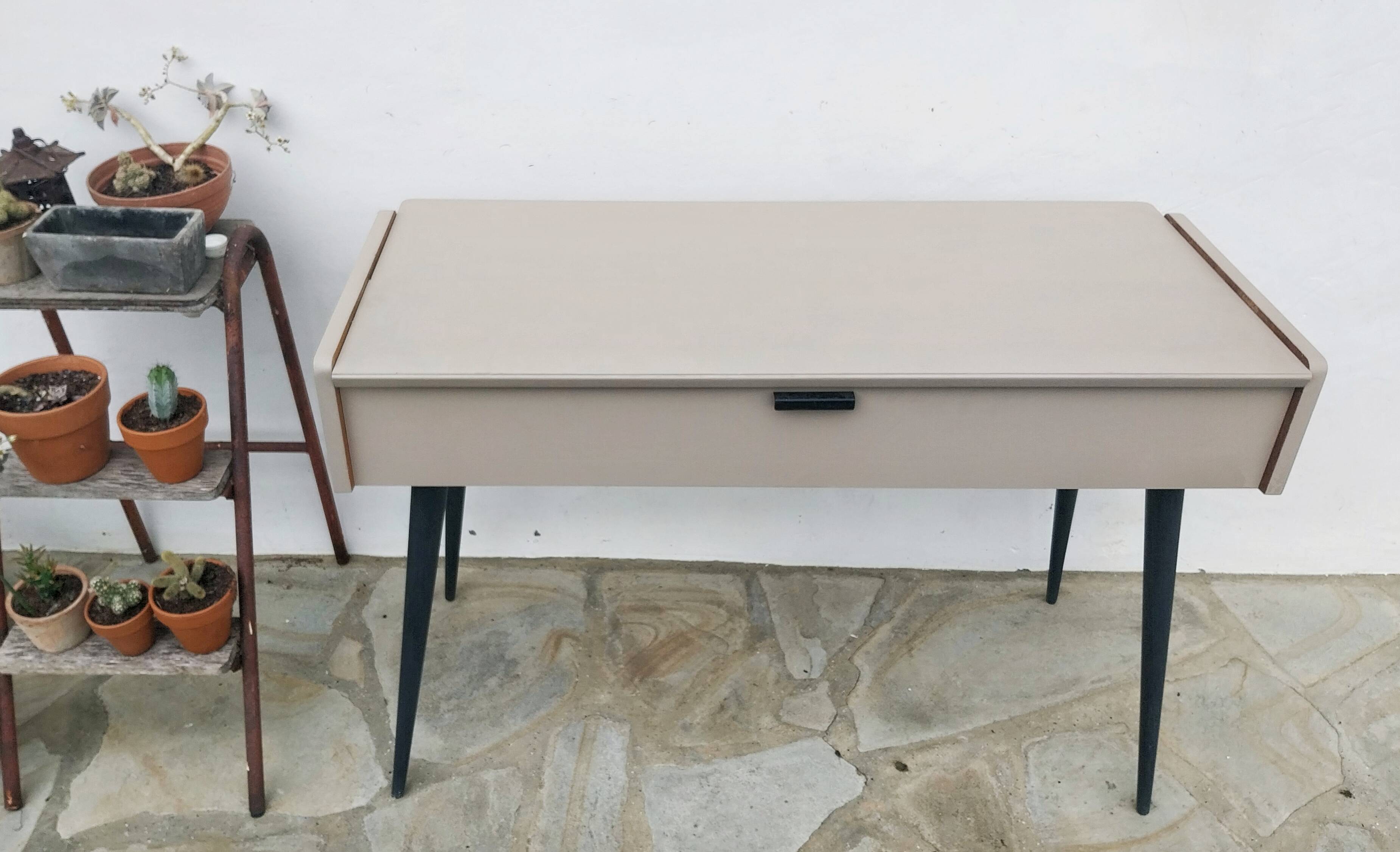 Meuble tricoteuse vintage, console, buffet