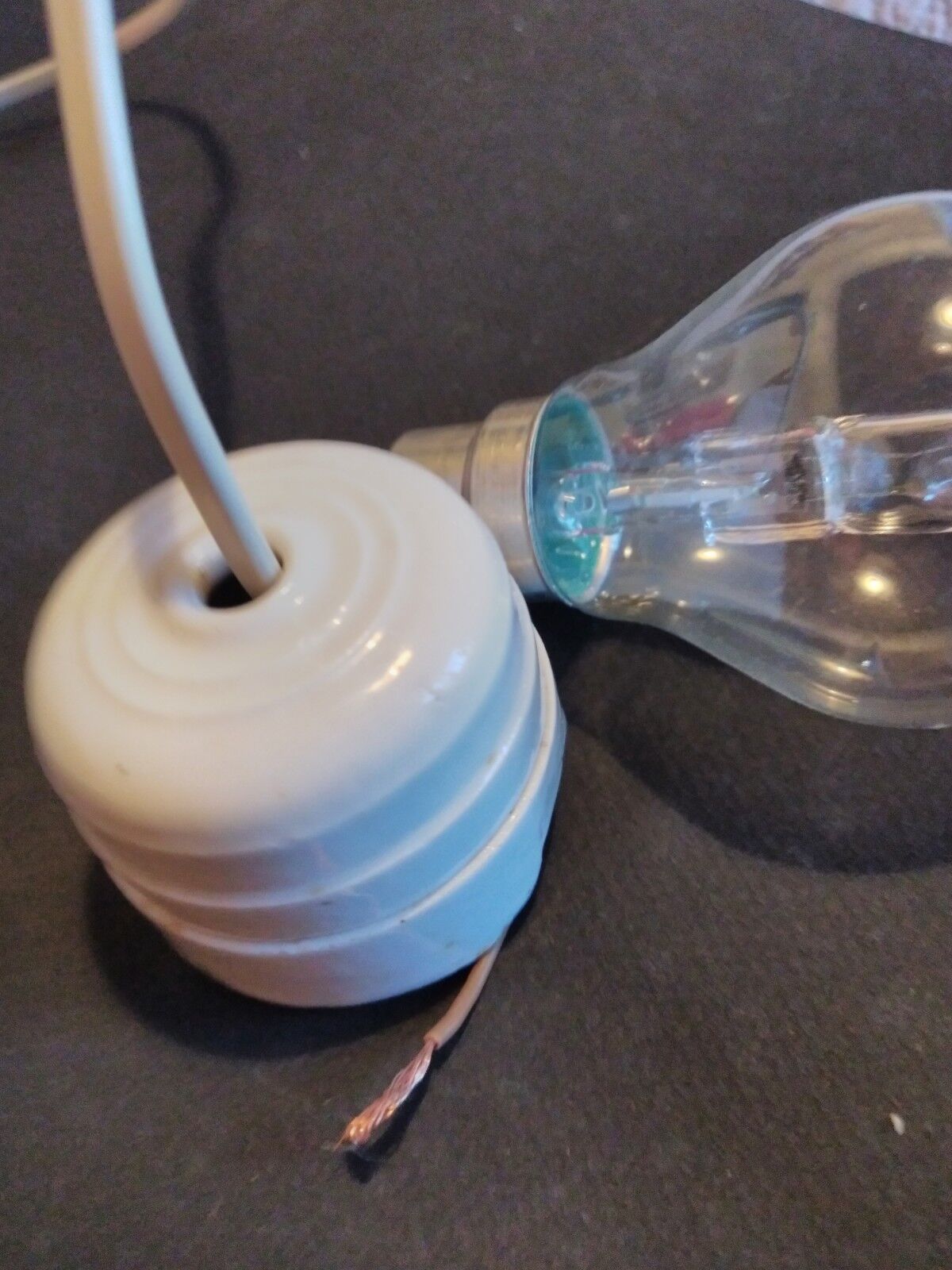 pink opaline suspension