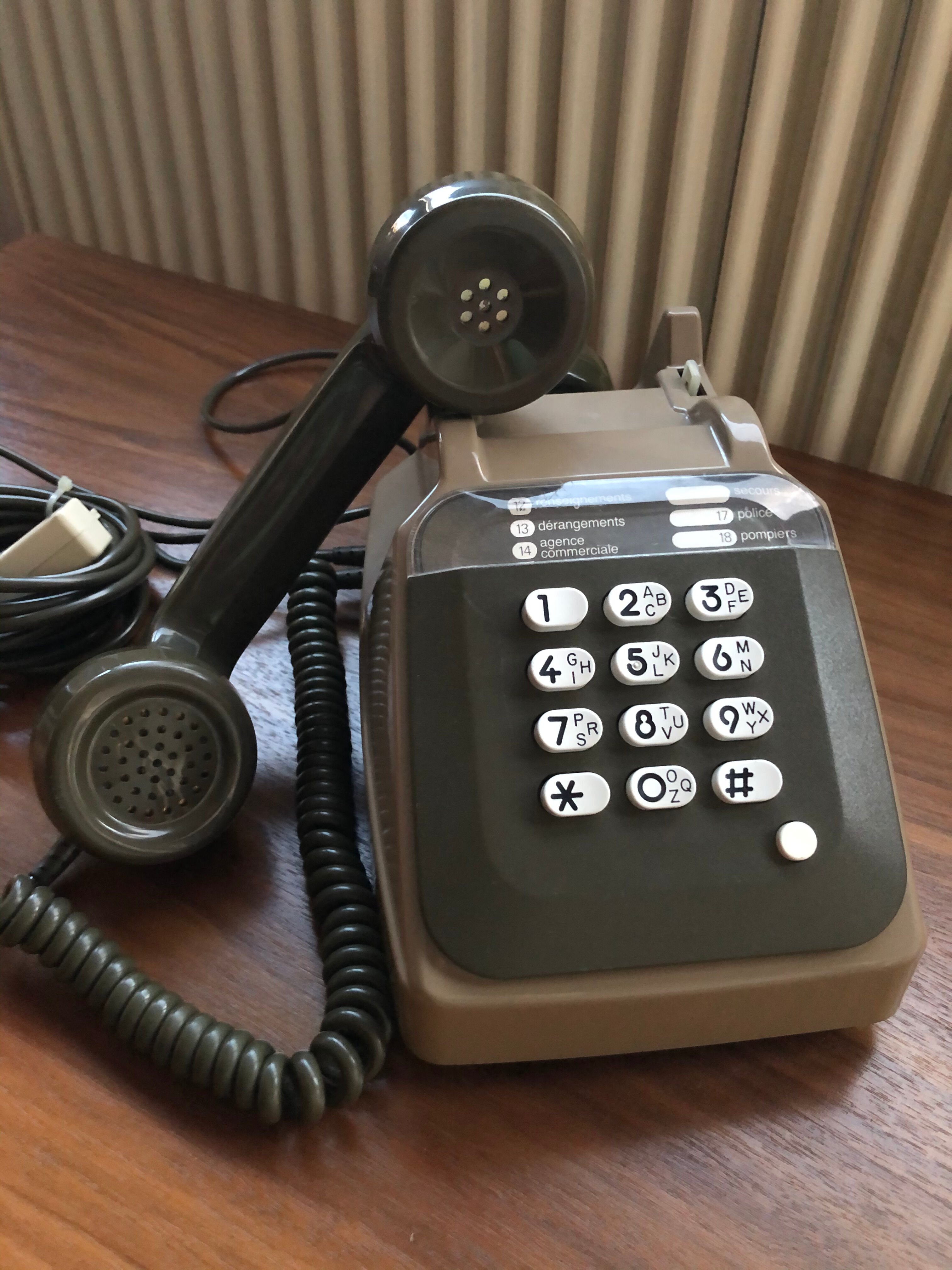 Socotel phone with keys from the 80s
