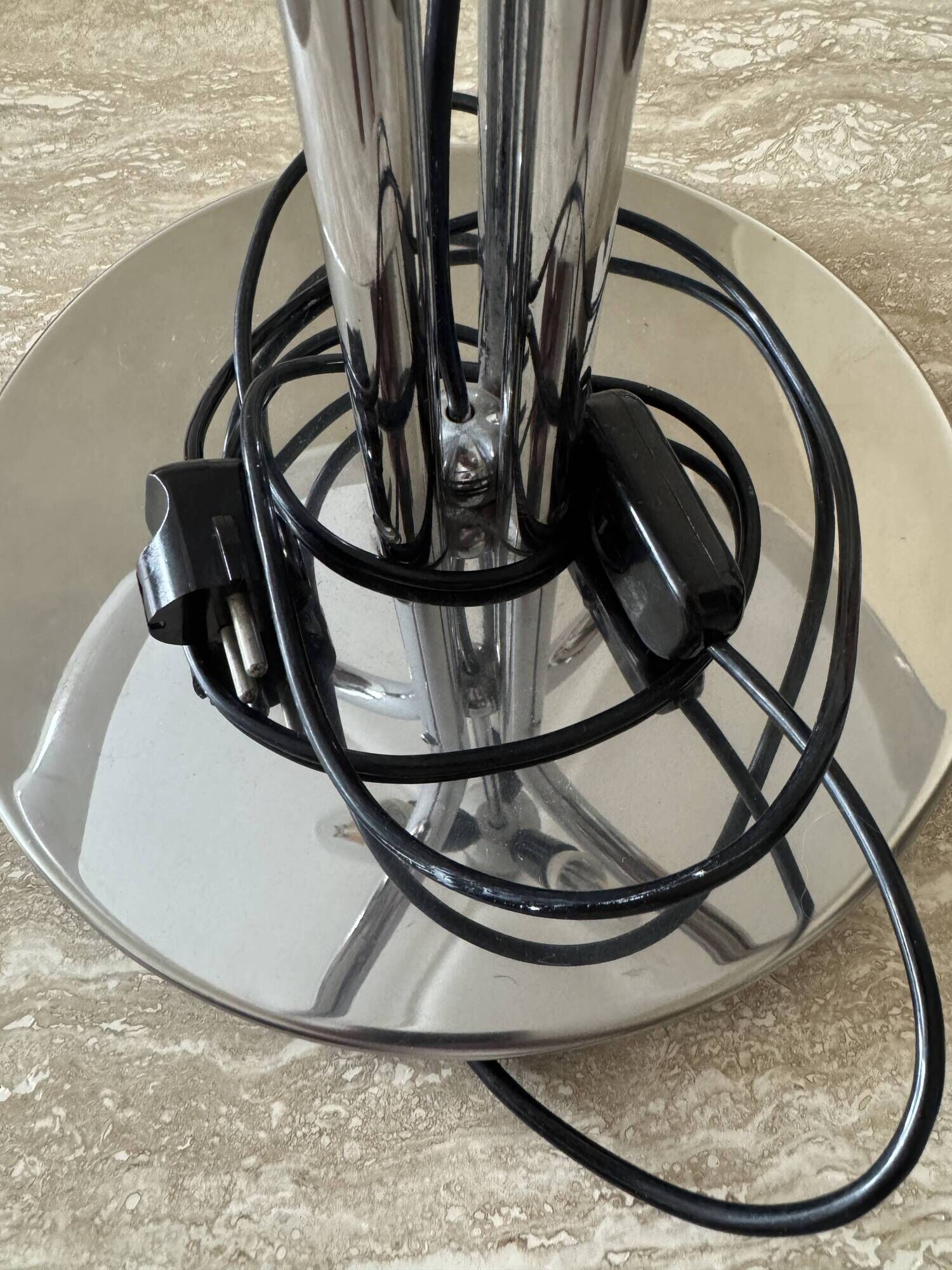Quadrifoglio Table Lamp by Ufficio Progetti for Harvey Guzzini, Italy, 1970s