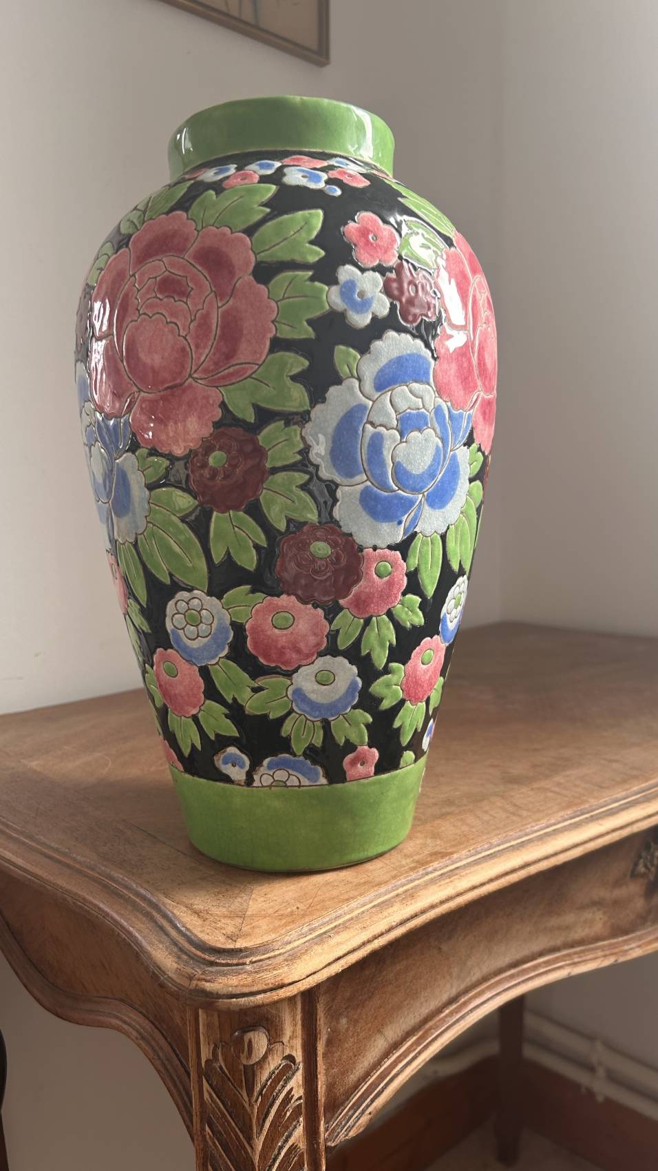 Large Keramis vase – Art Deco period with peony motif