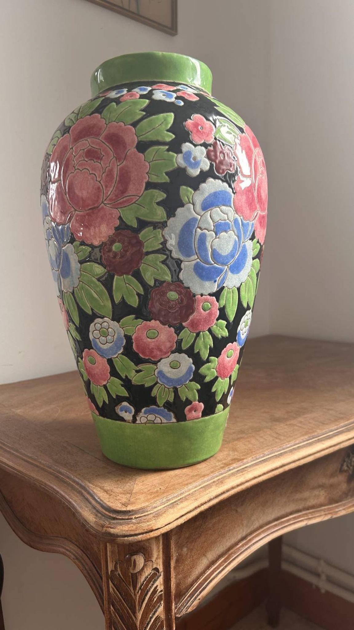 Large Keramis vase – Art Deco period with peony motif