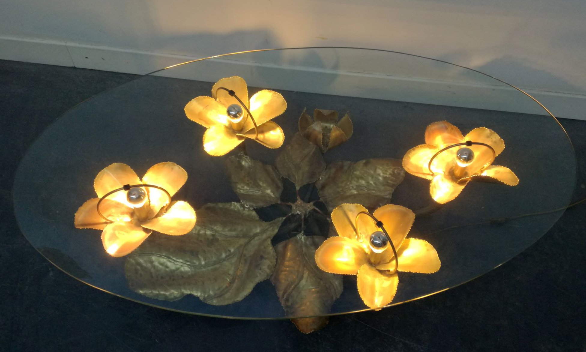 Brass coffee table by Henri Fernandez 1970s