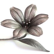 Fleur cendrier en métal argenté 6 pétales années 60
