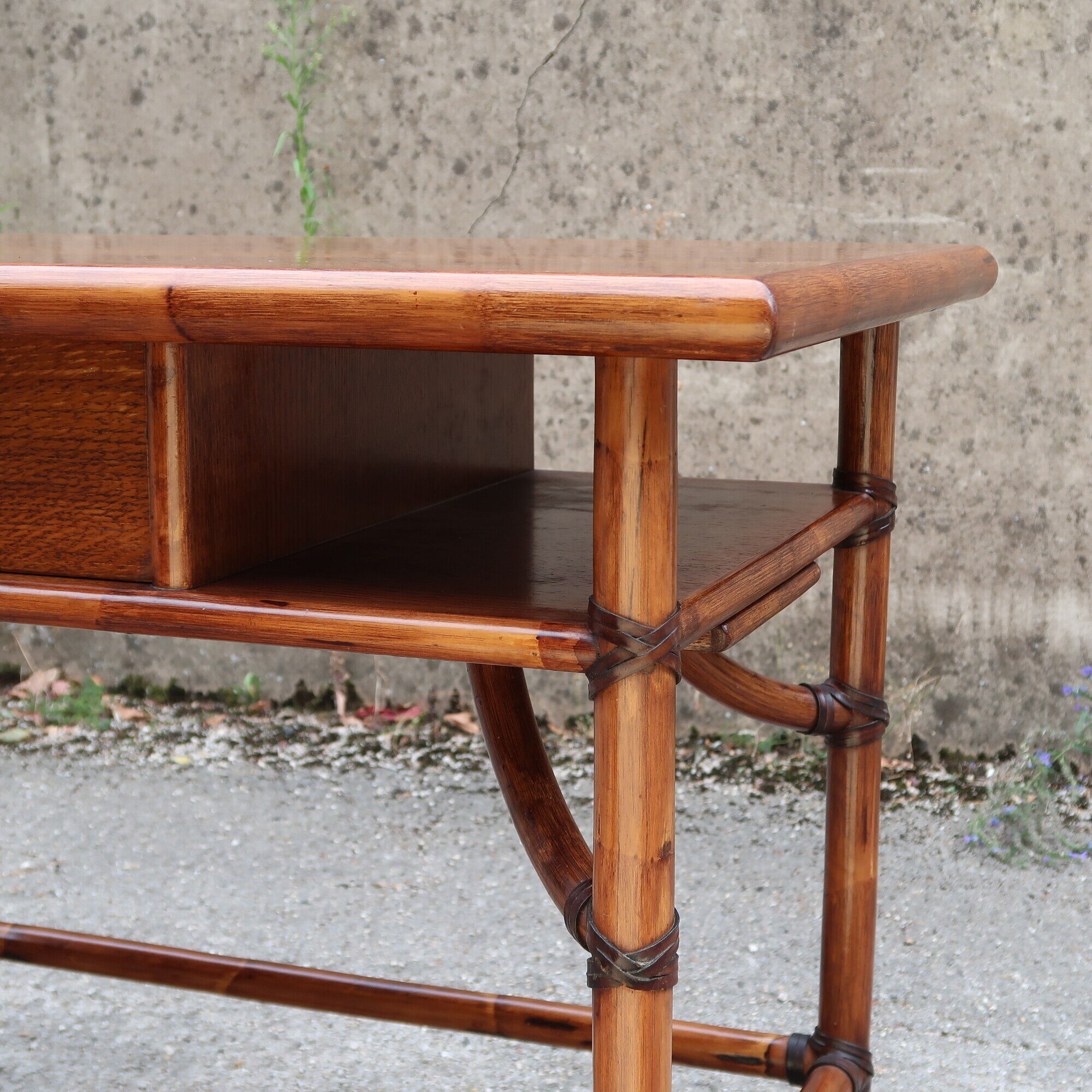 Bamboo and wooden desk with right side shelf on slide by Mc Guire 120x60