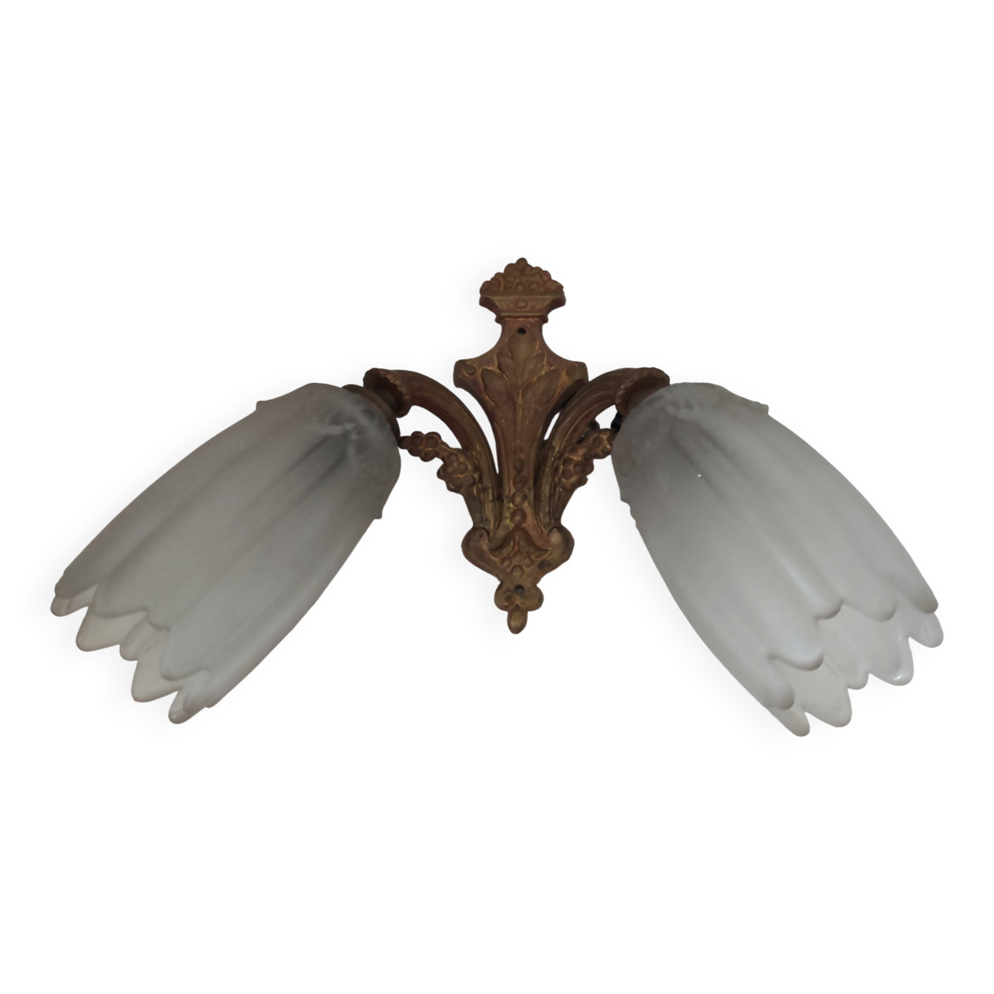 Art Nouveau wall light