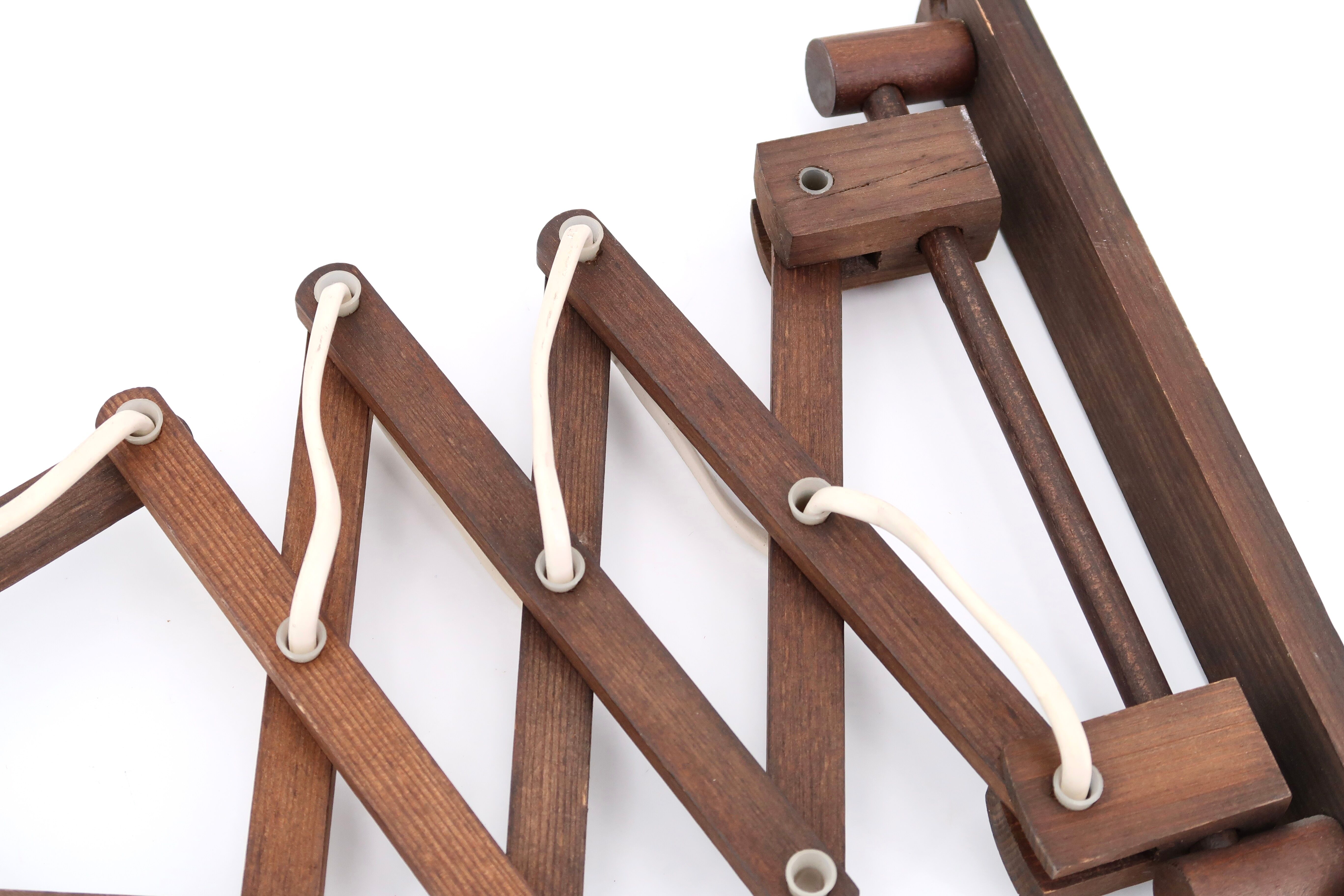 Extendable wooden wall lamp by Translandia, 70s