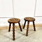 Paire de tabourets tripodes rustiques