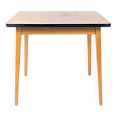 Bureau d’enfant vintage Mid-Century en bois table d’écolier rétro pour cham