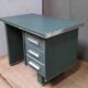 Bureau industriel en métal