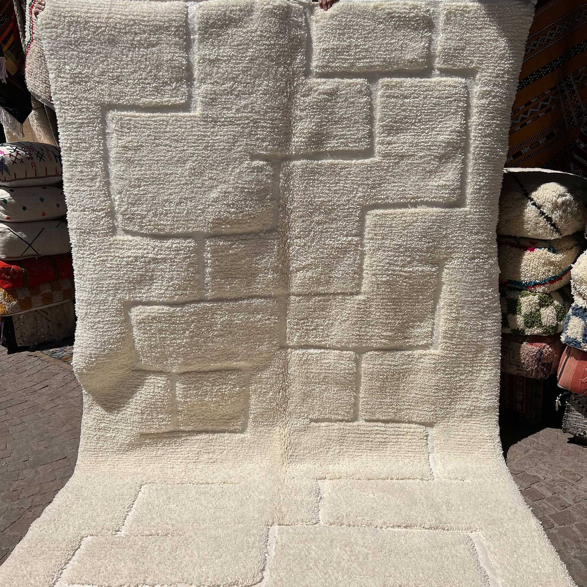 Ecru Beni Ouarain Berber Rug