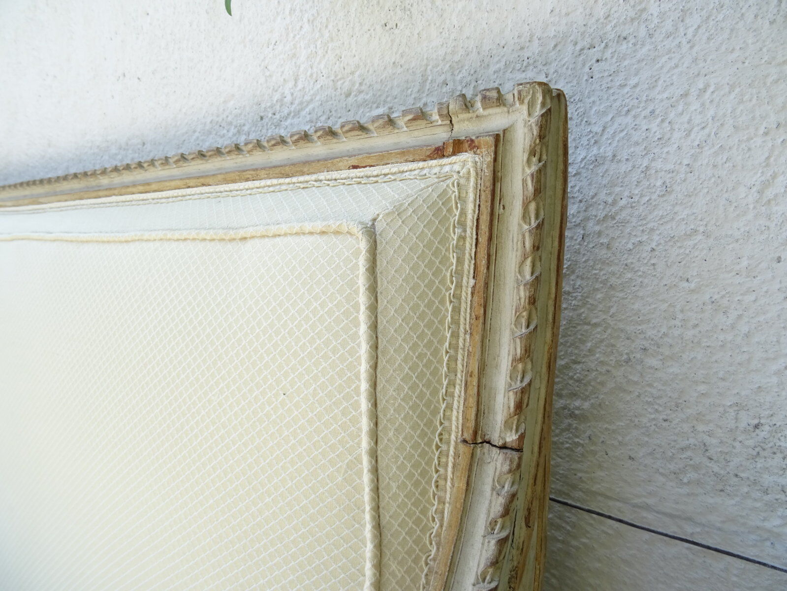 Louis XVI bench of the 19th century