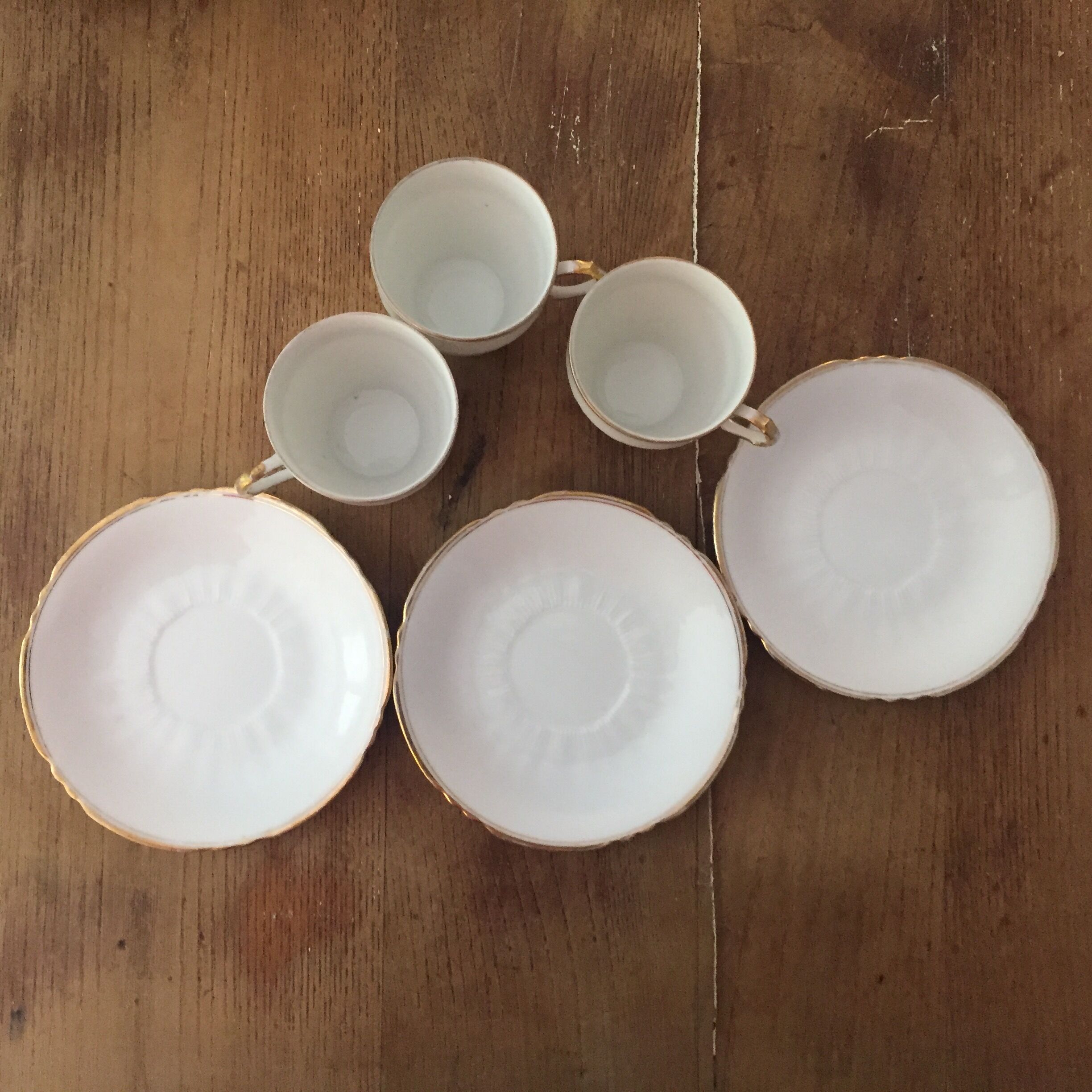 set of 3 cups and old saucers