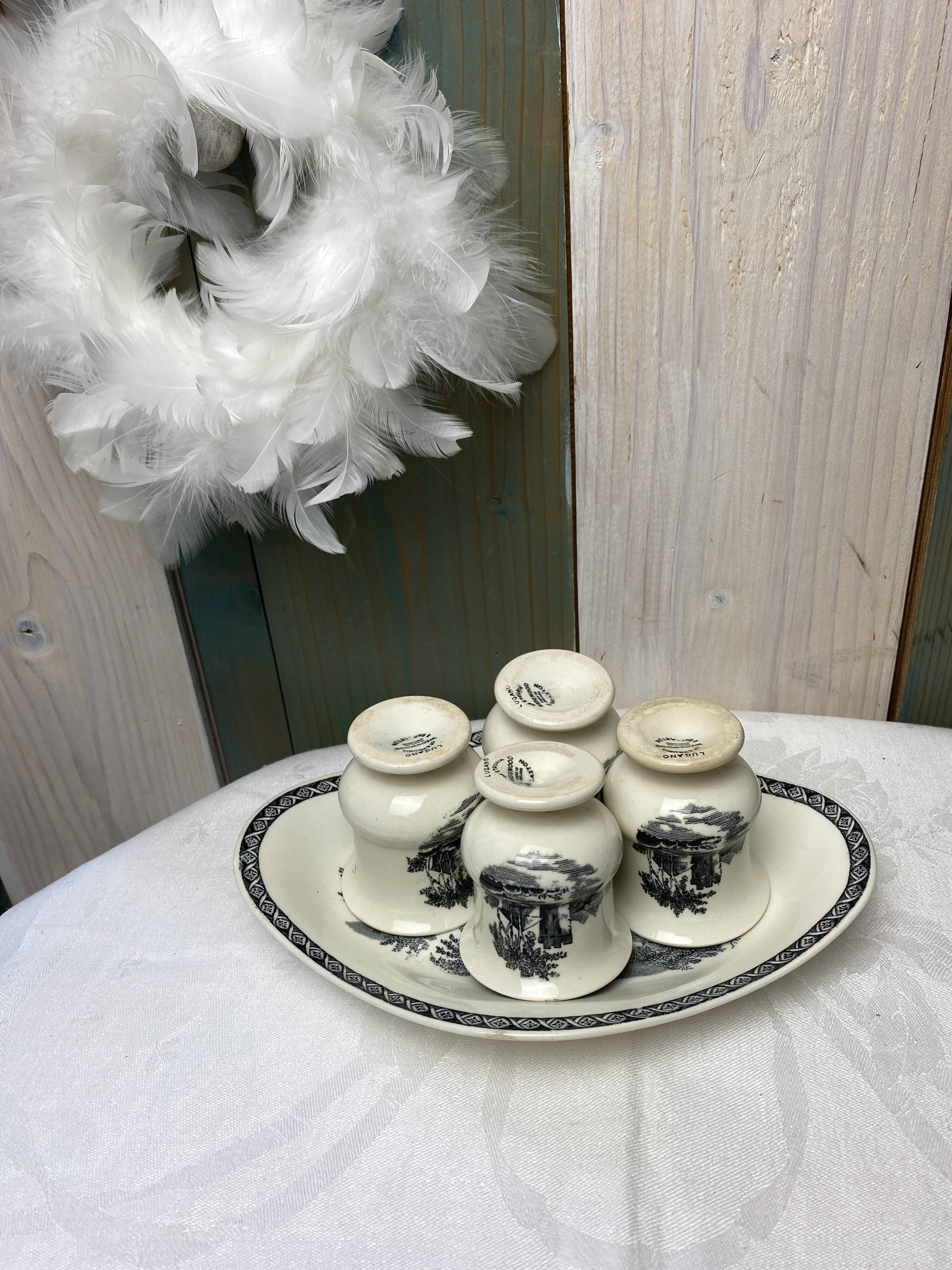 4 Wedgwood coquetiers model "Lugano" and a matching ravier