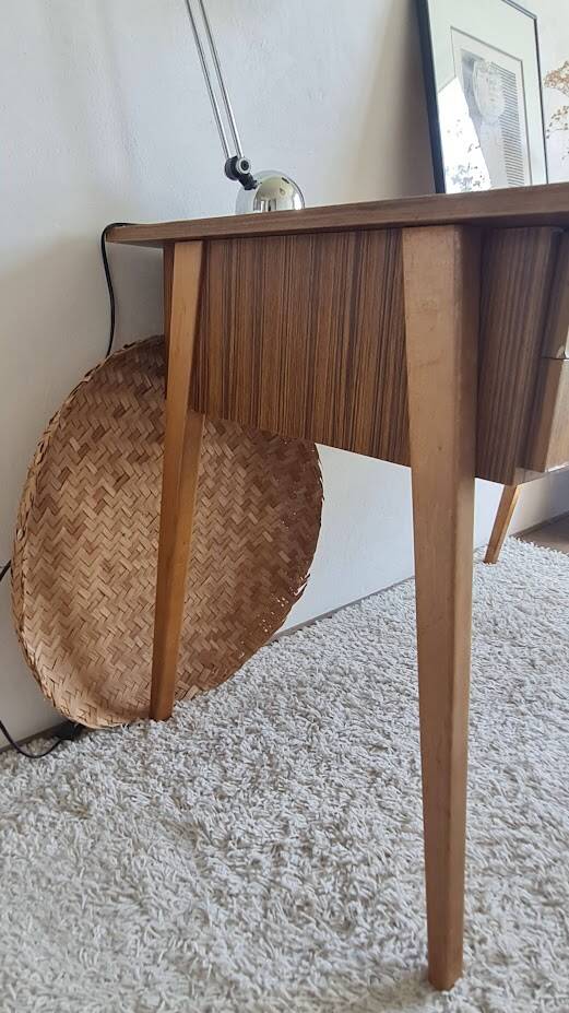 Bureau scandinave circa années 60