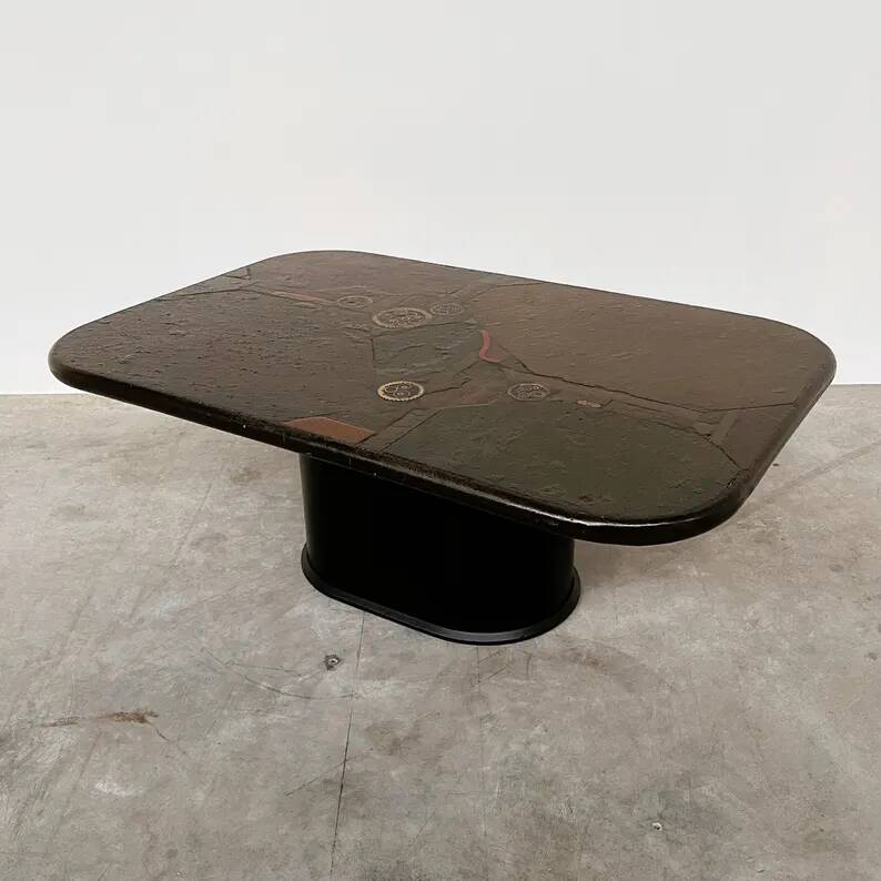 Brutalist coffee table in mixed media by Kneip, signed 1993