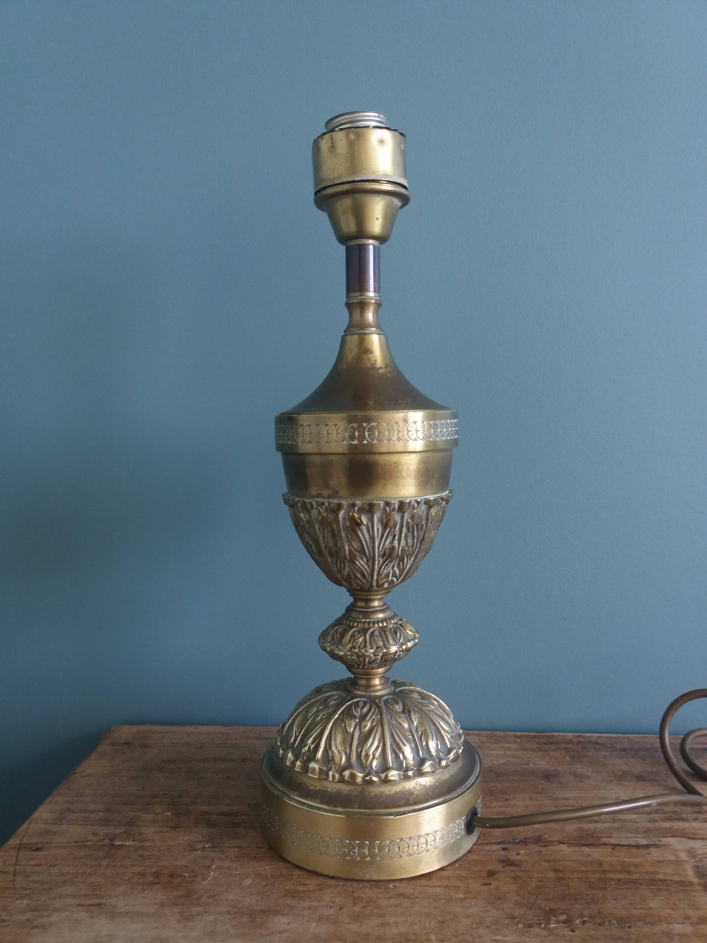 Bronze gilded brass foot lamp