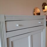 Small Parisian wardrobe redesigned