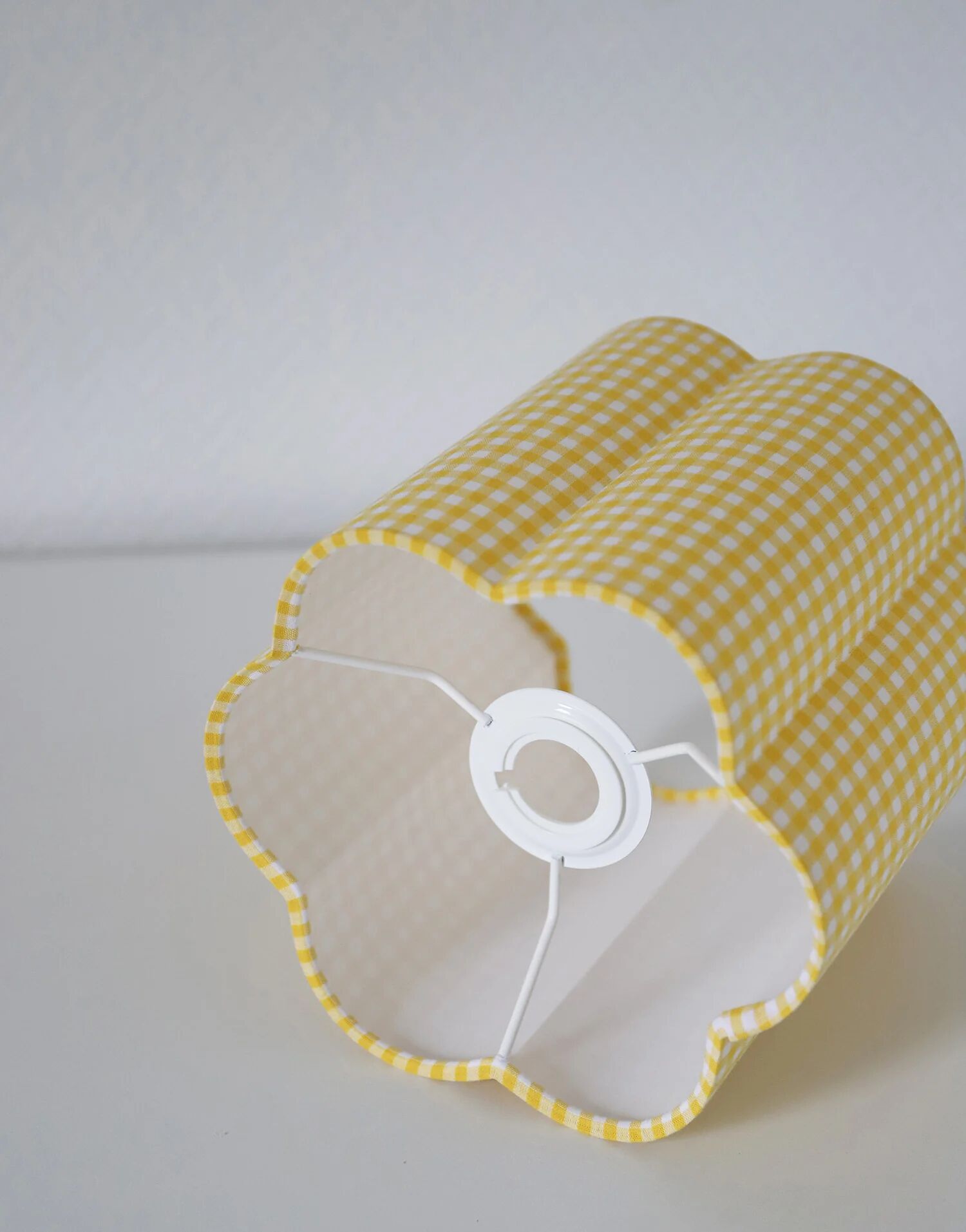 Flower-shaped lampshade Flora "mini yellow check"