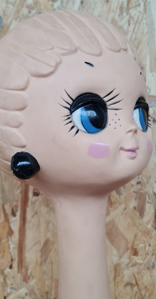 Vintage Twiggy hat head 60s-70s