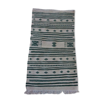 Kilim blanc et vert fait à la main en laine