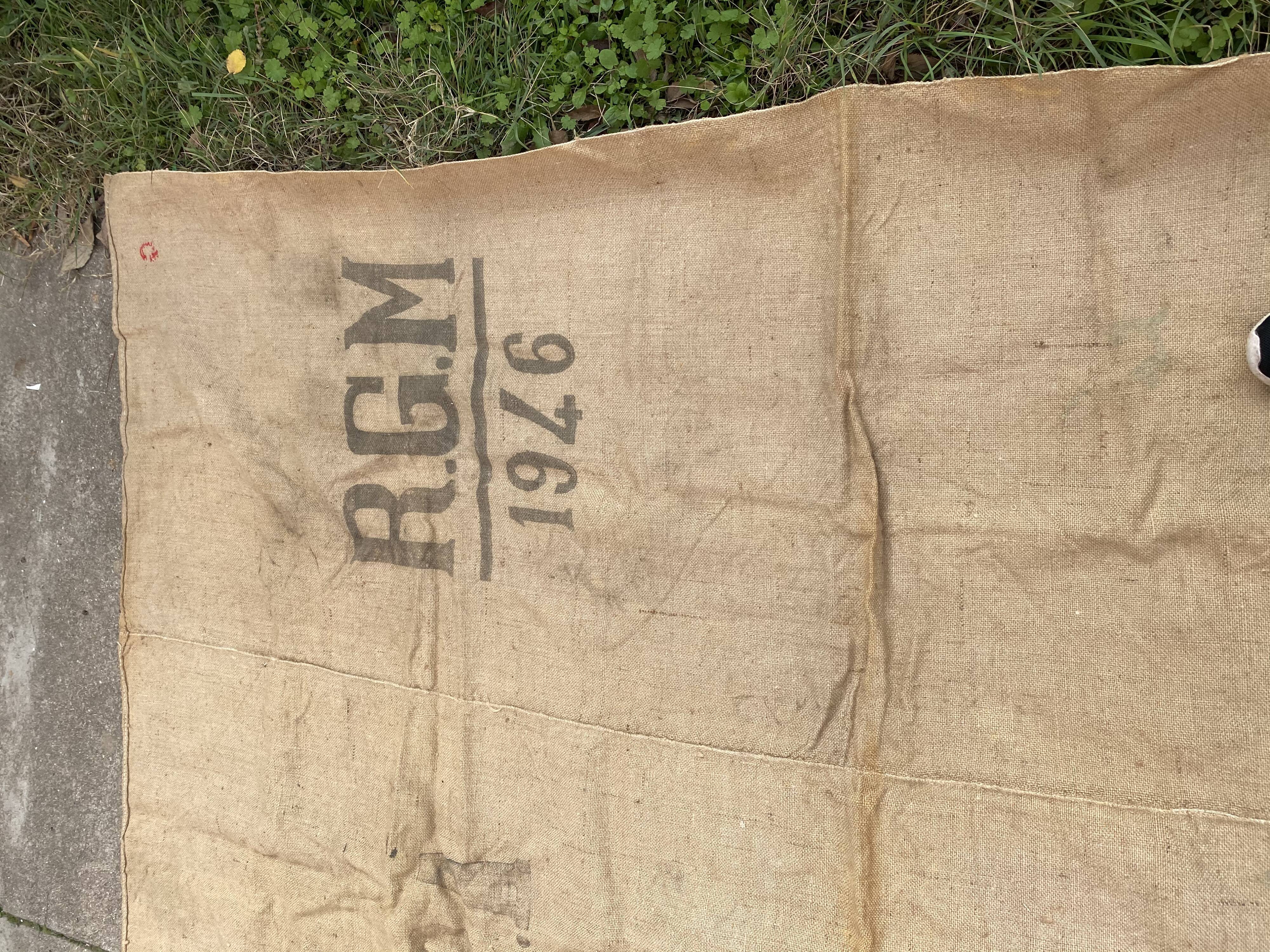 Large burlap 1946