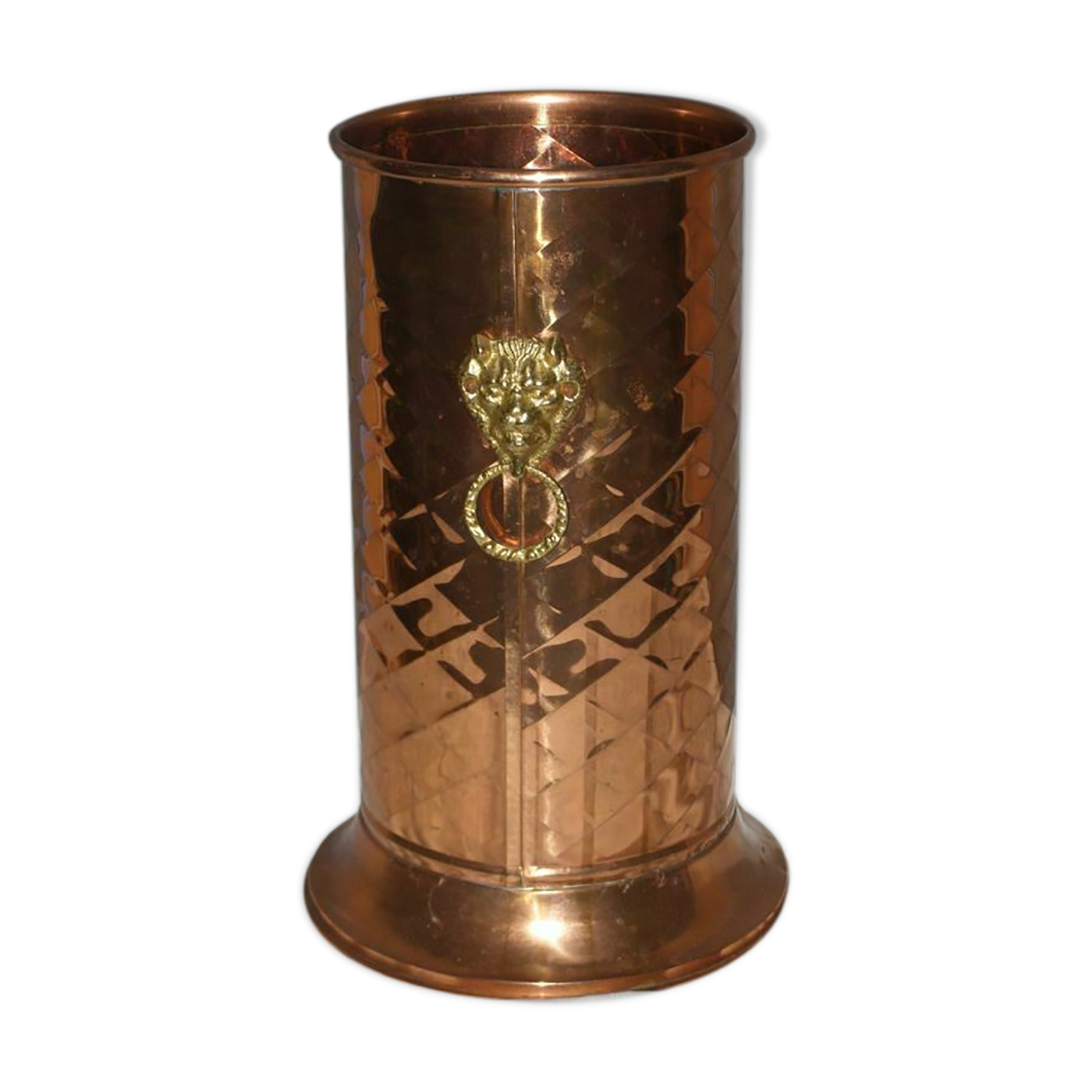 Copper umbrella door