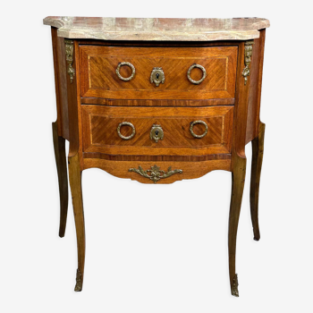 Commode galbée de style transition Louis XV/XVI en marqueterie et bronze