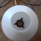 Lustre opaline et laiton