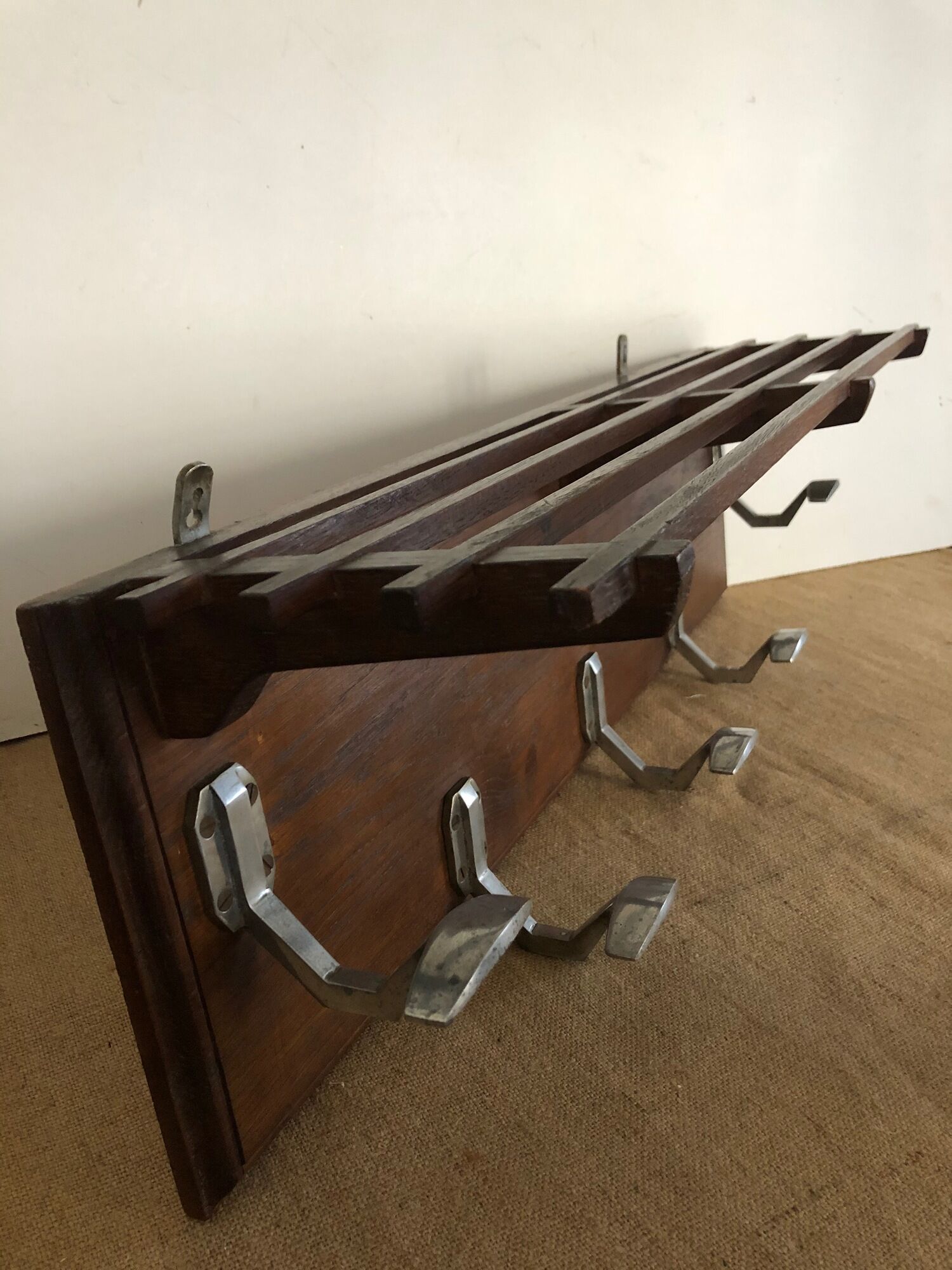 Portemanteau et porte-chapeaux, années 40