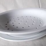 White porcelain drainer and dish