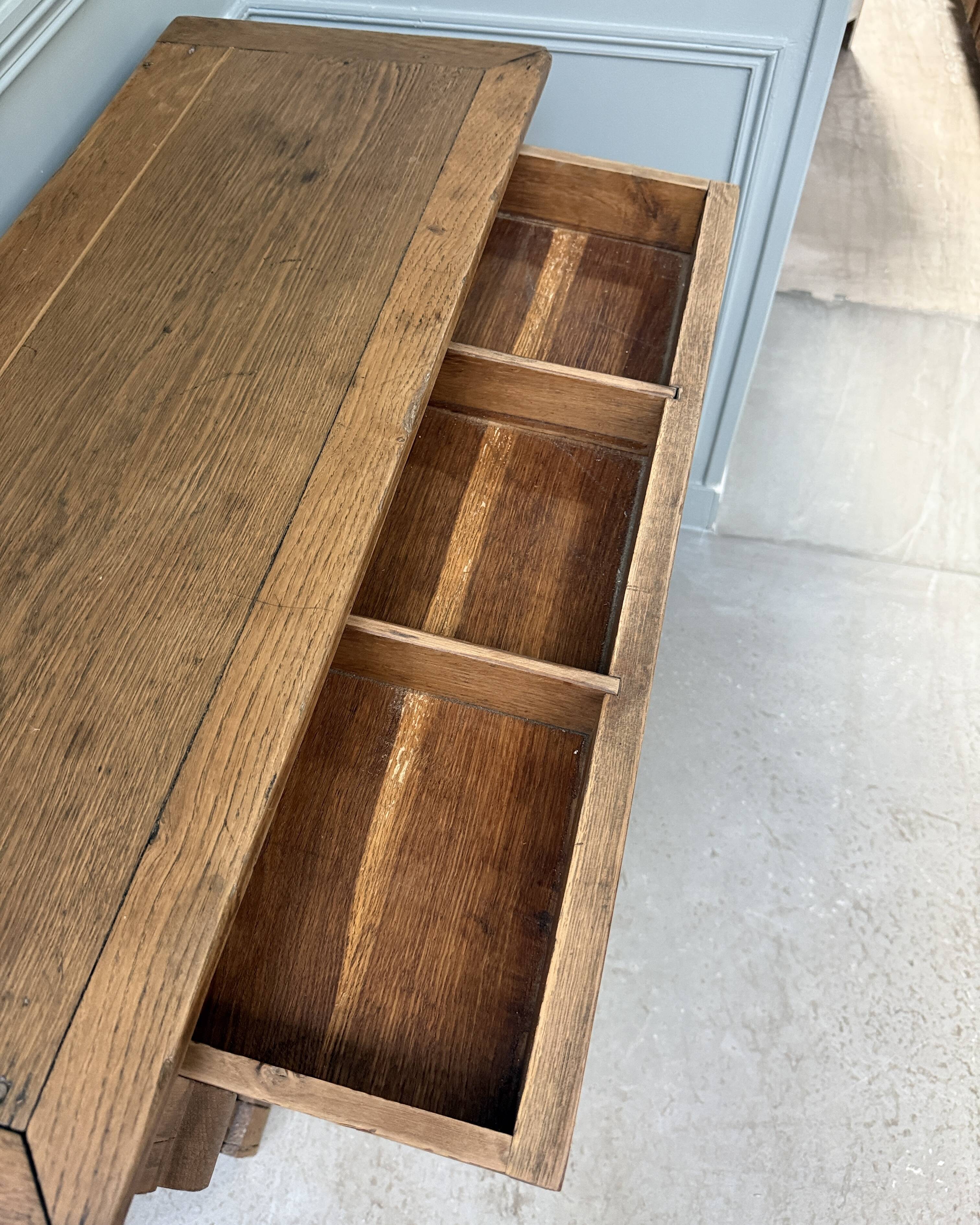 Console ancienne en chêne massif (rénovée)