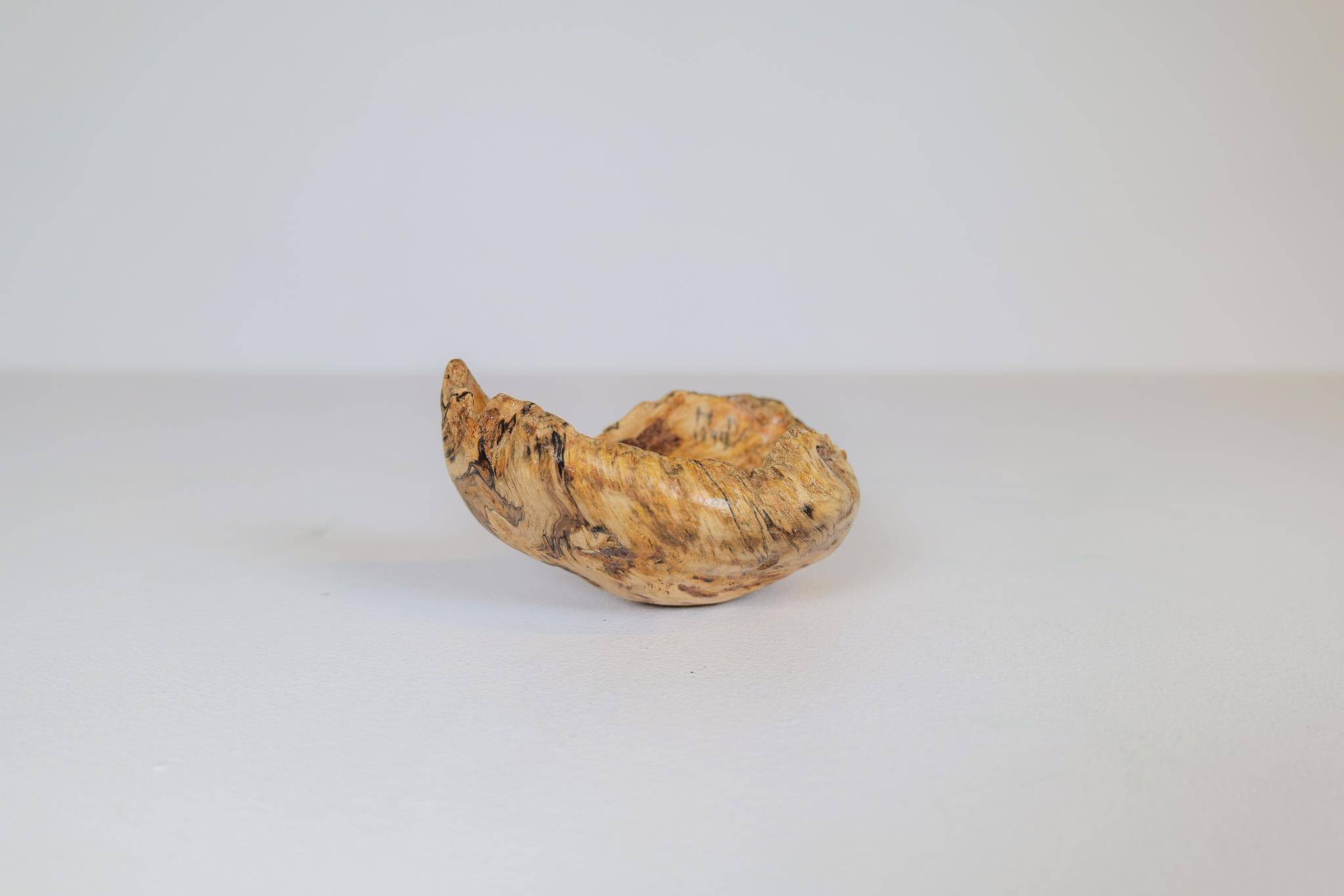 Set of 3 bowls in organic burl wood from Swedish folk art, circa 1960-1970.