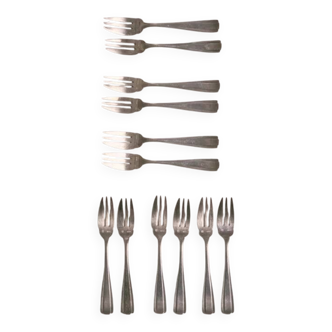 Service de fourchettes à dessert en métal argenté, art déco