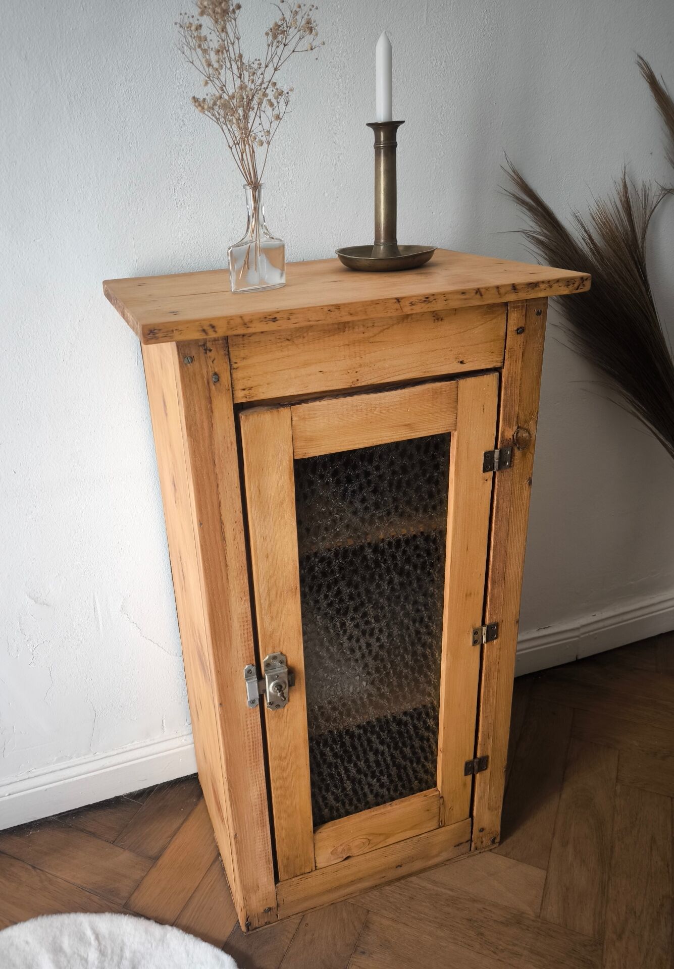 Antique pine and hammered glass confiturier - Renovated