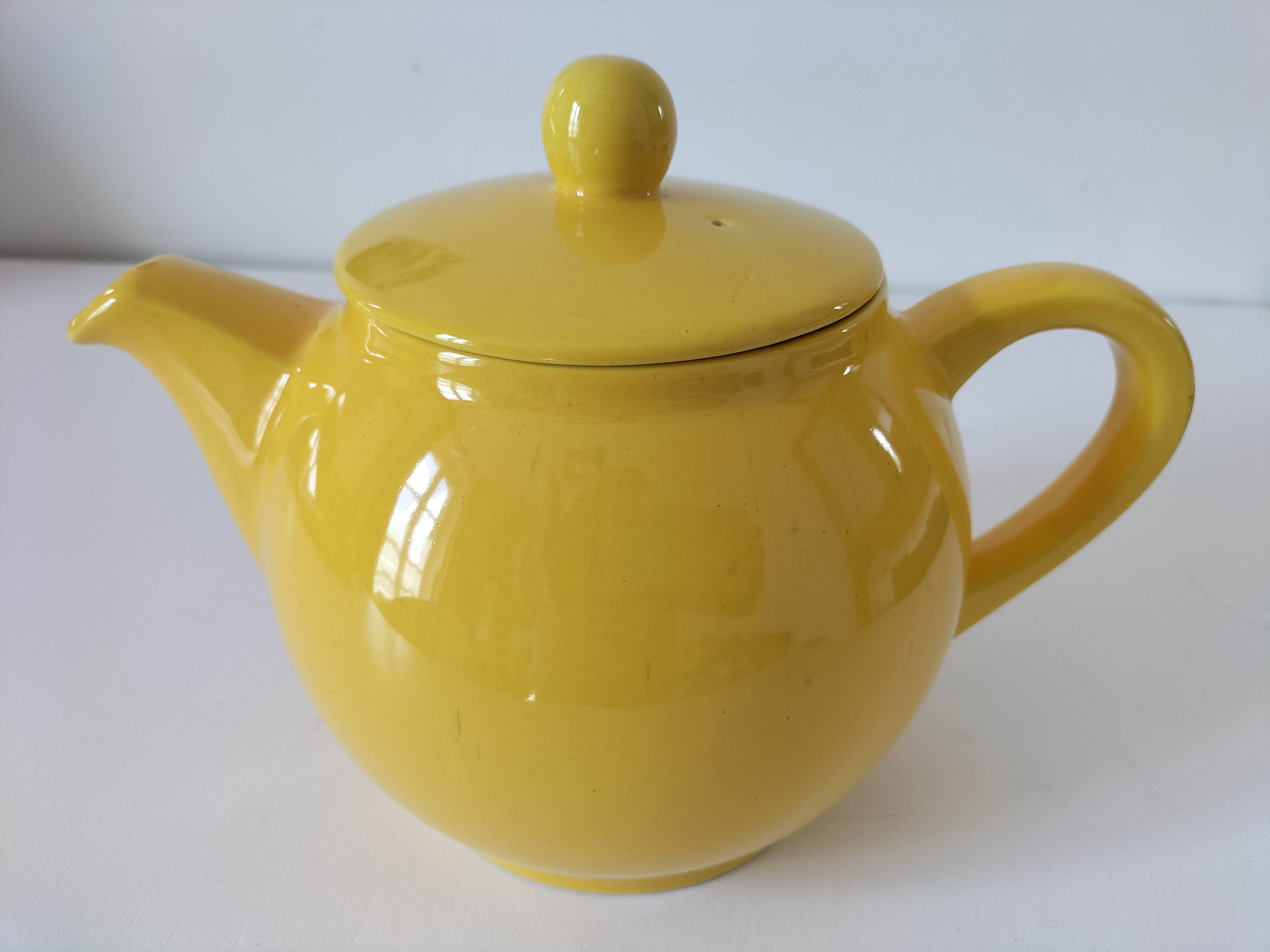 Vintage sun yellow teapot – Moulin des Loups & Hamage Nord
