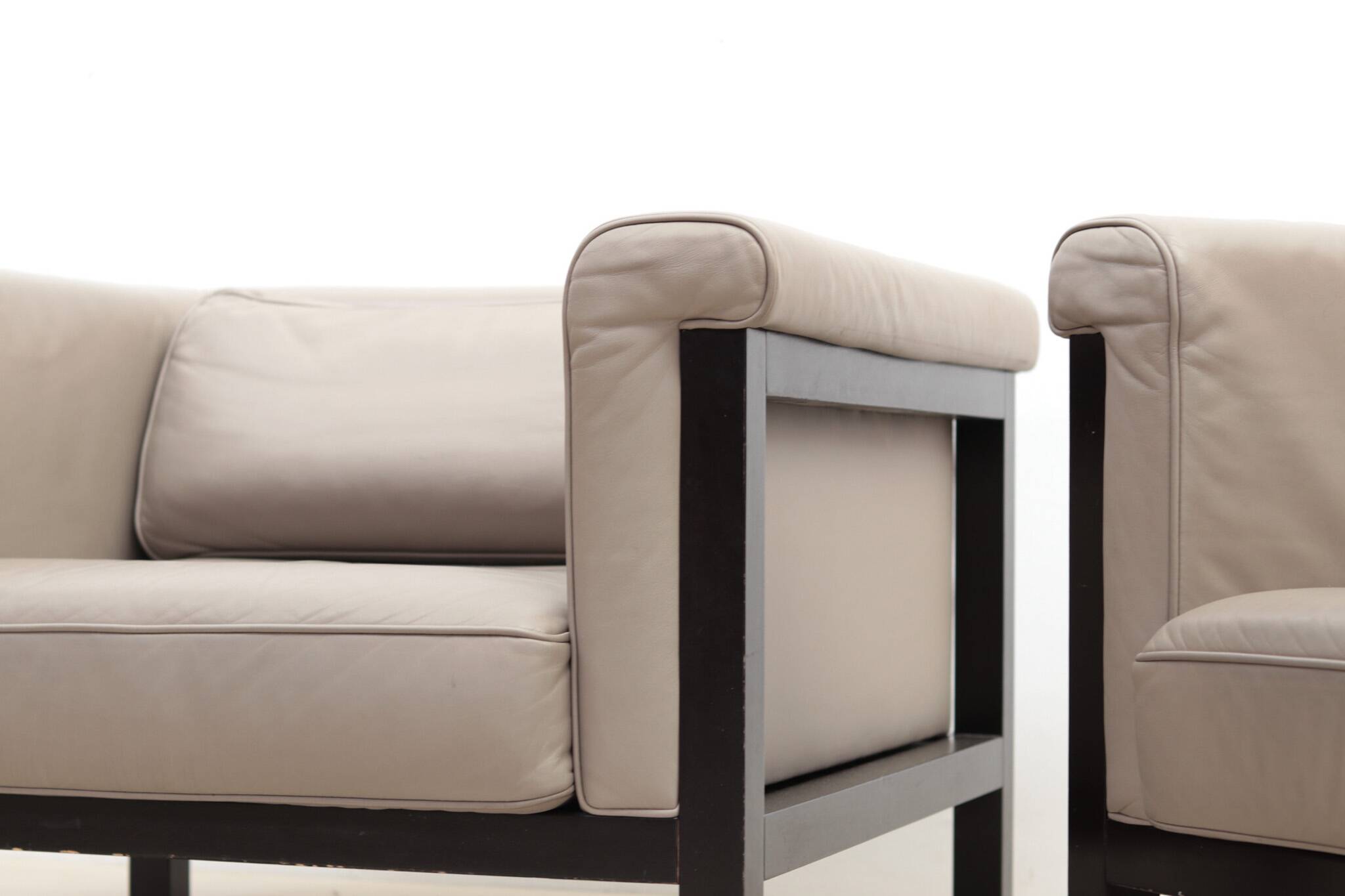 Pair of armchairs by Jules Wabbes, Livorno - Series 800 Luxe published by Bullo