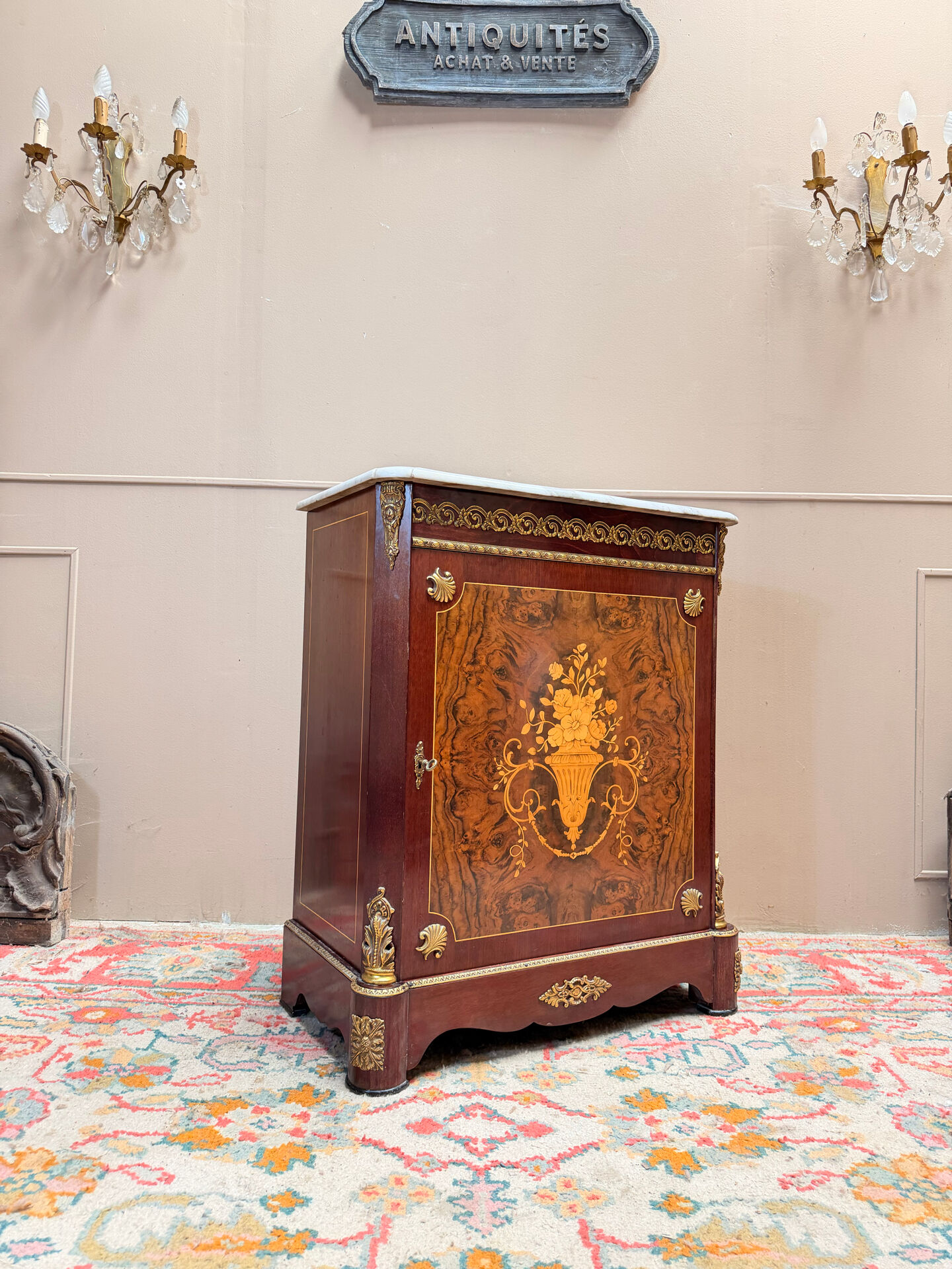 SUPPORT FURNITURE IN NAPOLEON III STYLE MARQUETRY